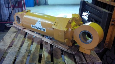 Caterpillar Hydraulic Cylinder Repair